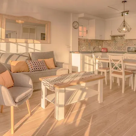 Holidays In The Sun, The Heights, Playa Cristianos * Arona (Tenerife)