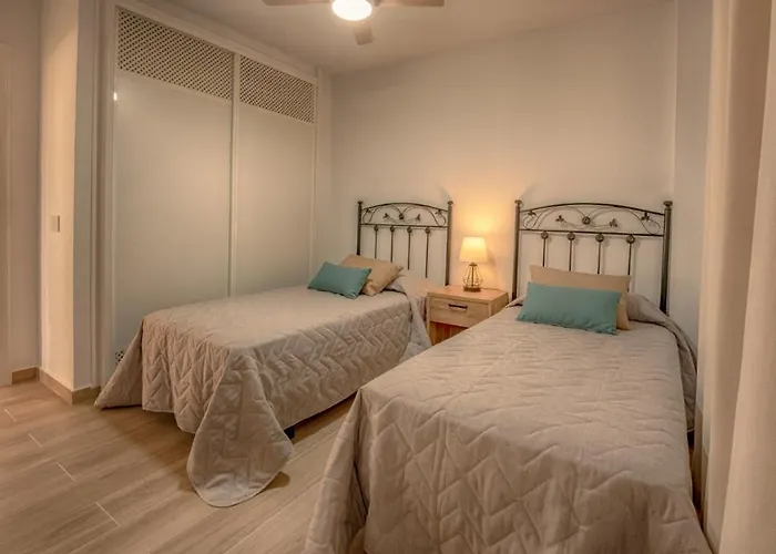 Holidays In The Sun, The Heights, Playa Cristianos * Arona (Tenerife)