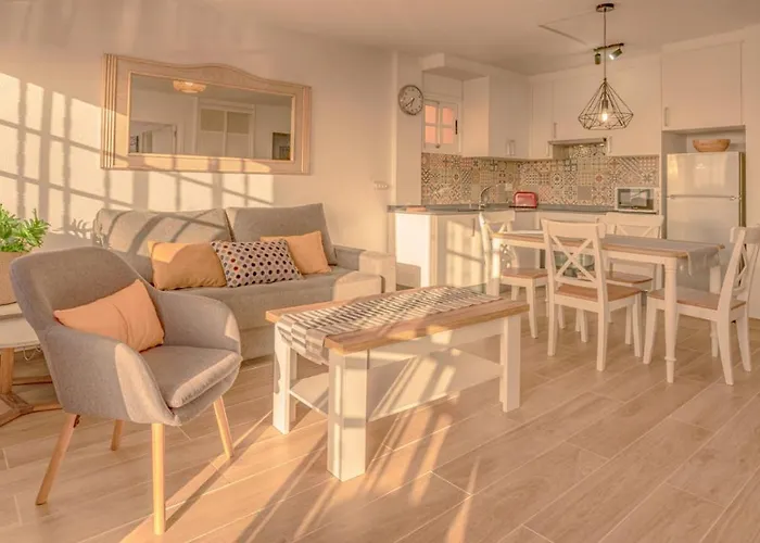 Holidays In The Sun, The Heights, Playa Cristianos * Arona (Tenerife)